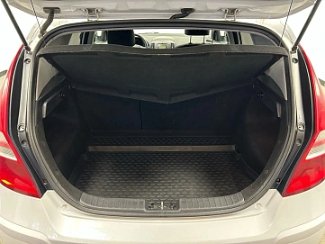 Hyundai i30, 2010г, передний привод, автомат