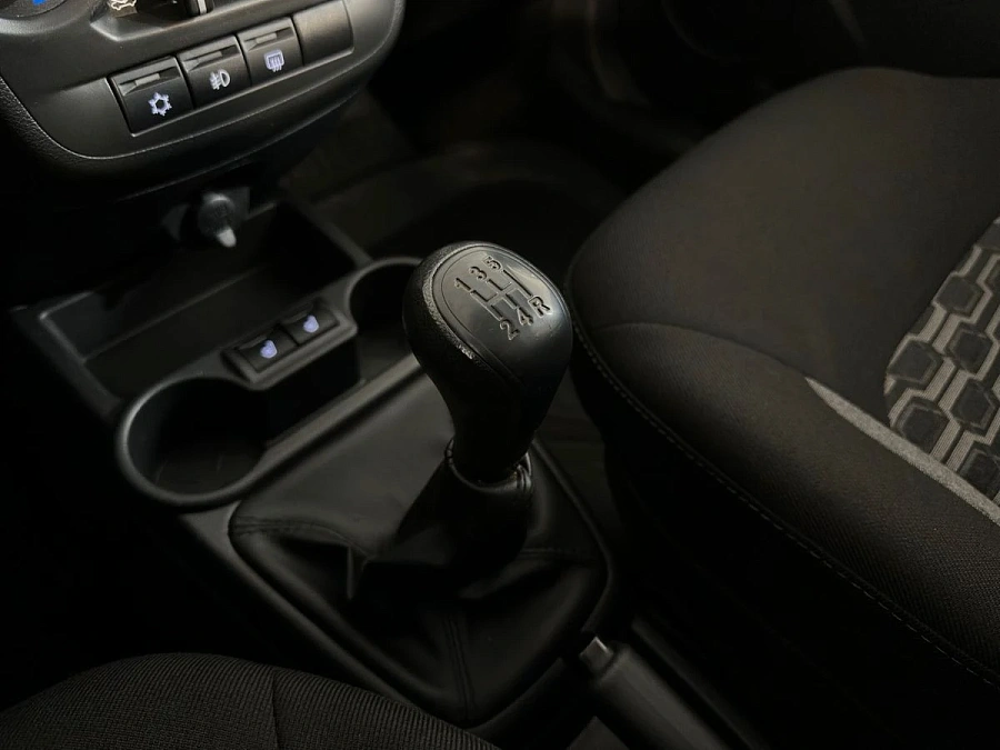 Lada (ВАЗ) Granta, 2023г., передний привод, механика