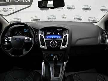 Ford Focus, 2012г, передний привод, робот