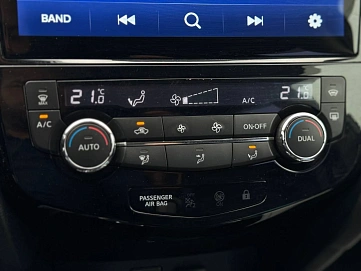 Nissan Qashqai, 2014г, передний привод, вариатор