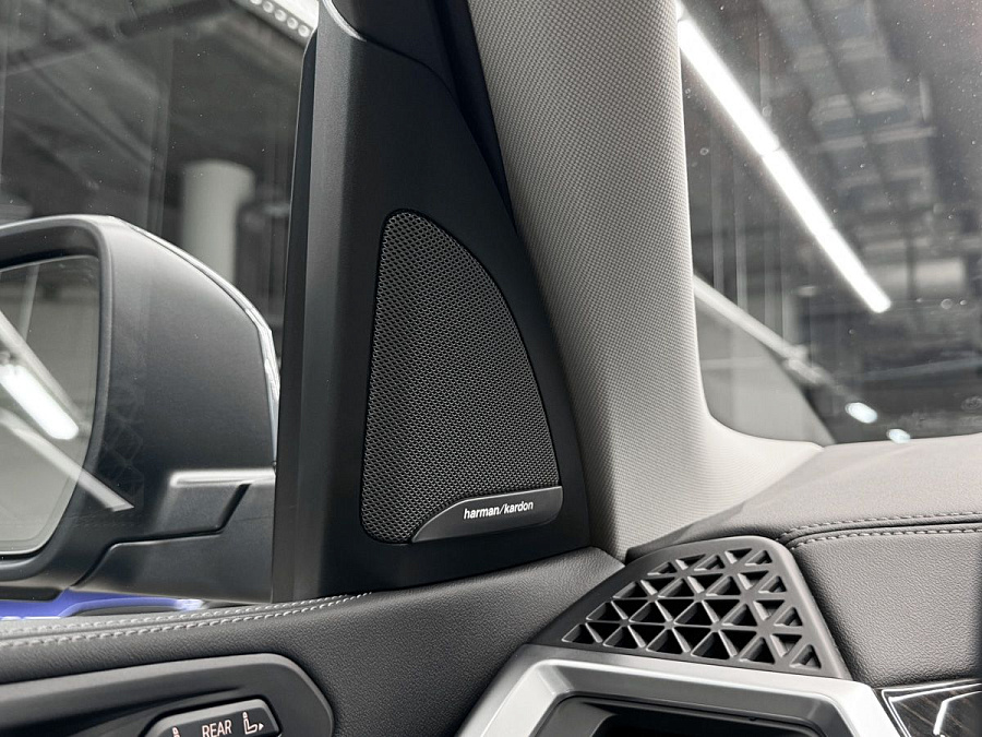 BMW X7, 2023г., полный привод, автомат