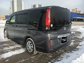 Honda Stepwgn, 2018г., передний привод, вариатор