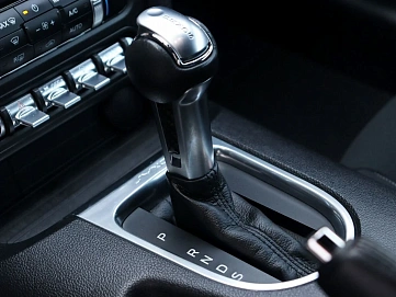 Ford Mustang, 2019г, задний привод, автомат
