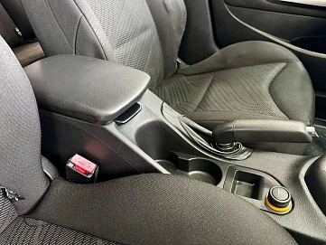 Peugeot 308, 2008г, передний привод, автомат