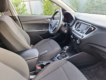 Hyundai Solaris, 2020г, передний привод, автомат