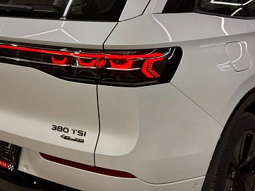 Volkswagen Tavendor, 2025г, полный привод, робот