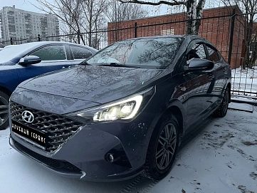 Hyundai Solaris, 2021г, передний привод, автомат