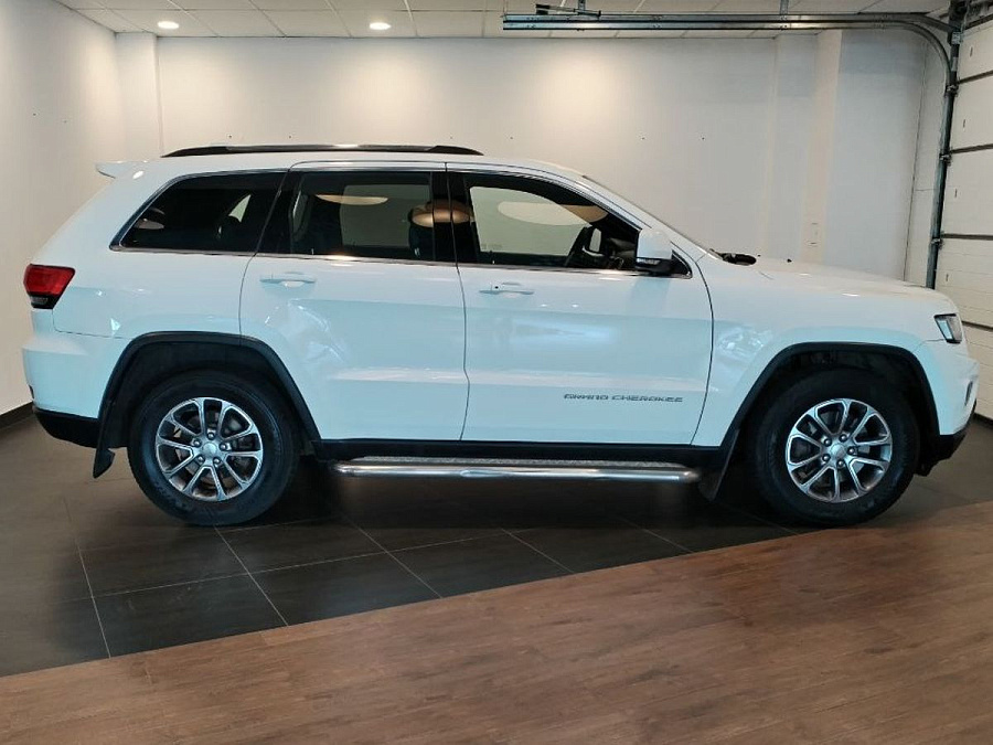 Jeep Grand Cherokee, 2013г., передний привод, автомат