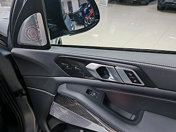 BMW X5, 2025г, полный привод, автомат