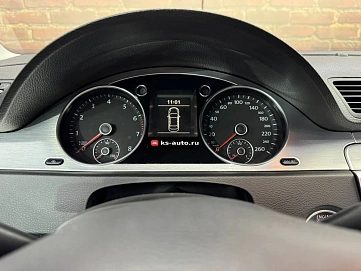 Volkswagen Passat, 2009г, передний привод, робот
