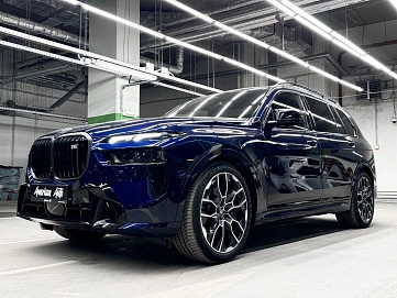 BMW X7, 2024г, полный привод, автомат