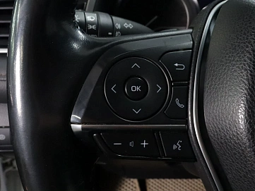 Toyota Camry, 2021г, передний привод, автомат