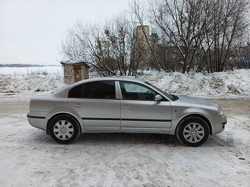 Skoda Superb, 2003г, передний привод, автомат