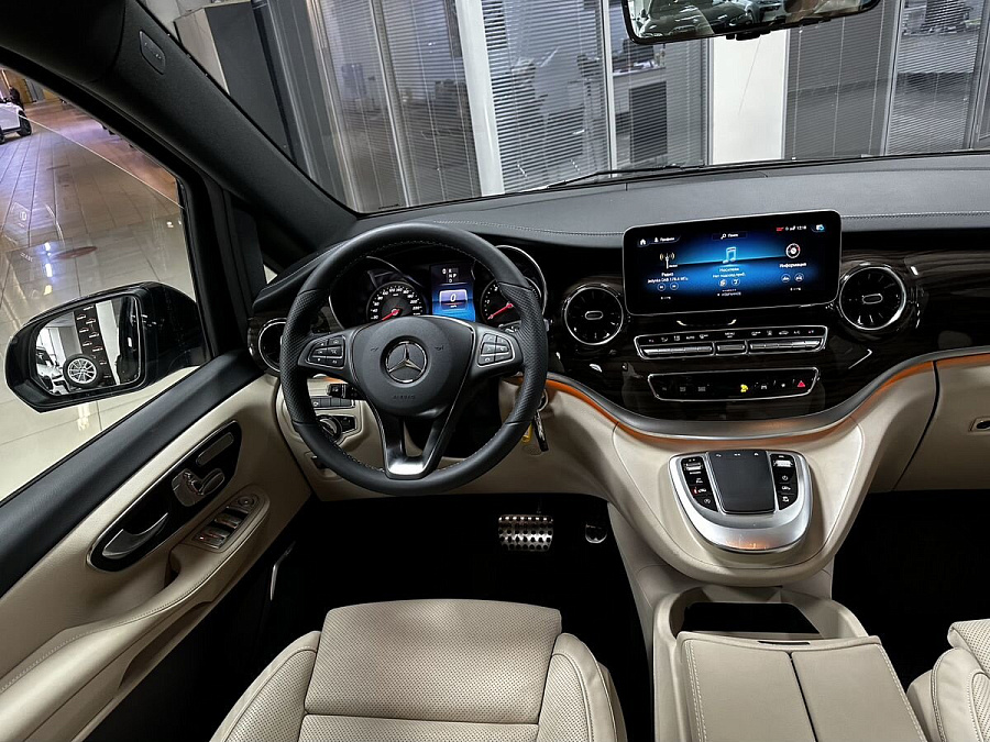 Mercedes-Benz V-Класс, 2023г., полный привод, автомат