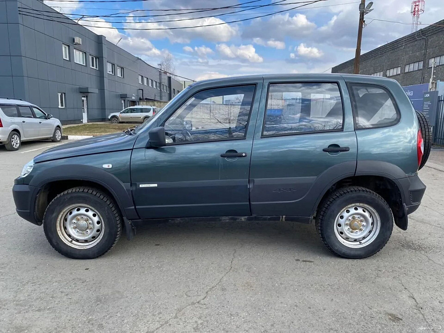 Chevrolet Niva, 2013г., передний привод, механика