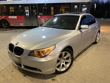 BMW 5 серии, 2004г, задний привод, автомат