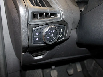 Ford Focus, 2011г, передний привод, механика