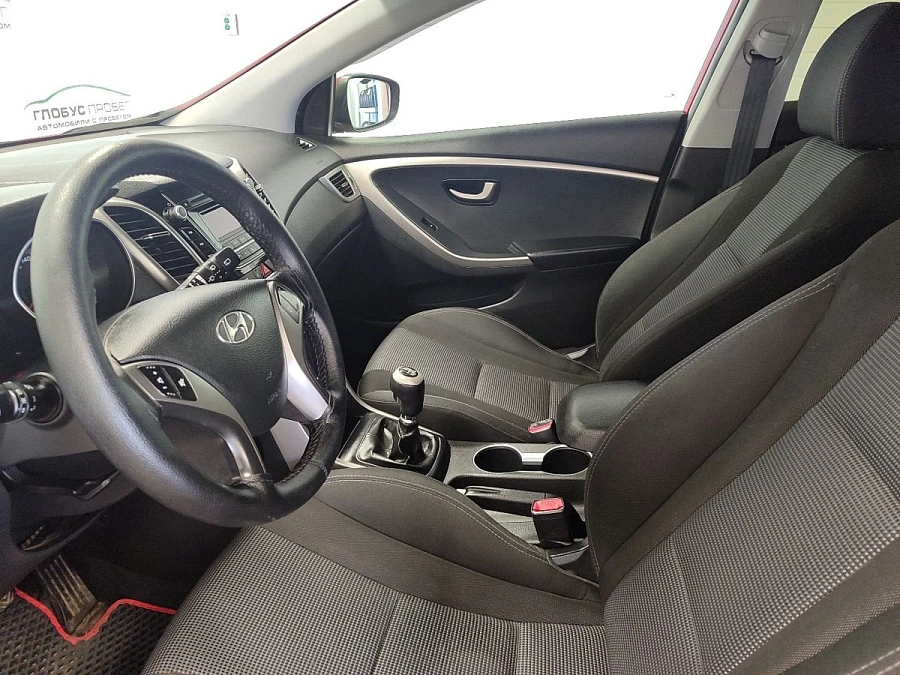 Hyundai i30, 2012г., передний привод, механика