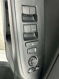 Honda Vezel, 2022г, передний привод, вариатор