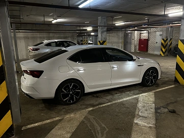 Skoda Octavia, 2023г, передний привод, робот