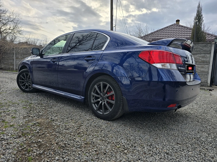 Subaru Legacy, 2011г., полный привод, вариатор