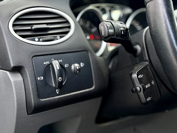 Ford Focus, 2008г., передний привод, автомат