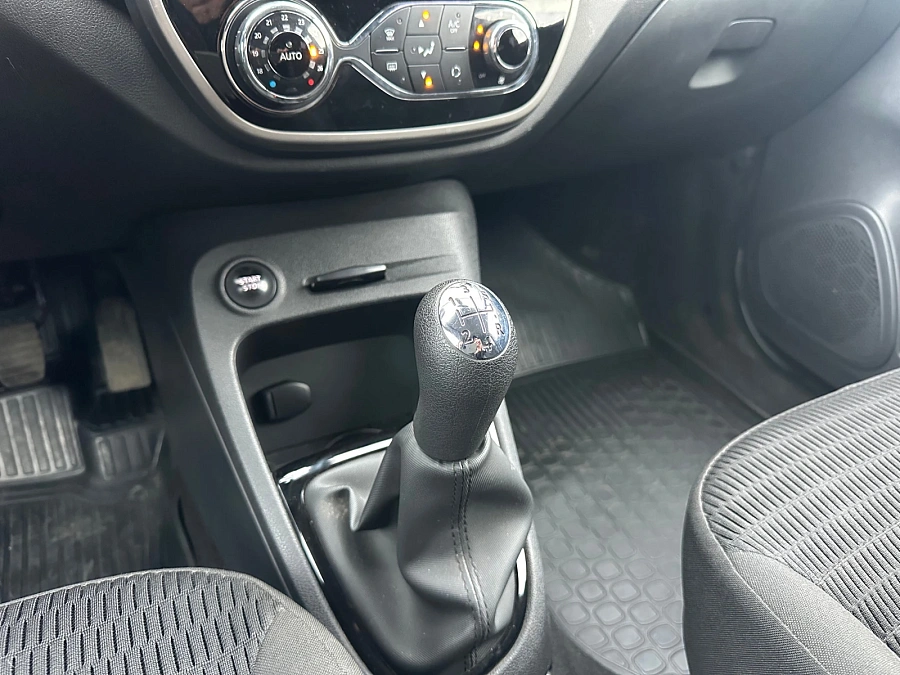 Renault Kaptur, 2017г., передний привод, механика