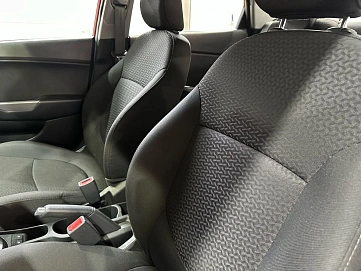 Kia Rio, 2015г., передний привод, механика