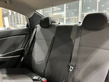 Hyundai Solaris, 2011г, передний привод, автомат