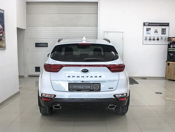 Kia Sportage, 2021г, передний привод, автомат