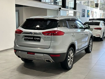 Geely Atlas, 2021г, передний привод, автомат
