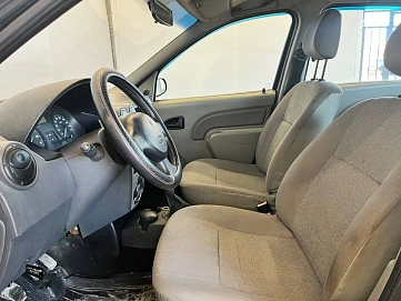 Renault Logan, 2008г, передний привод, механика