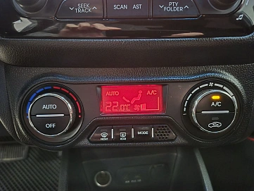 Kia Rio, 2013г, передний привод, автомат