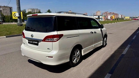 Nissan Quest, 2011г, передний привод, вариатор