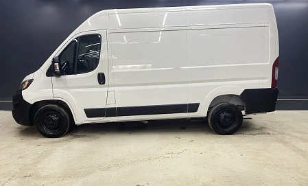 Peugeot , 2020г., передний привод, механика