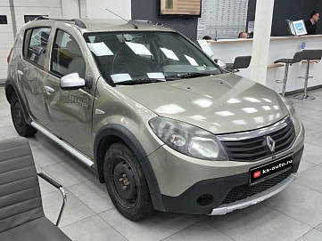 Renault Sandero, 2012г, передний привод, механика