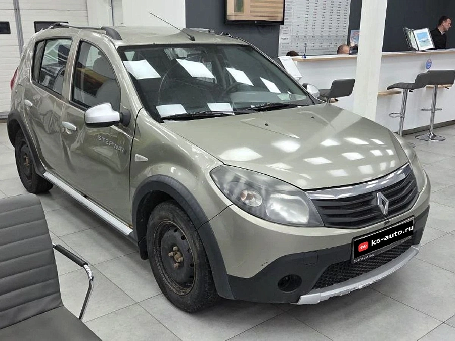 Renault Sandero, 2012г., передний привод, механика