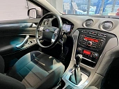 Ford Mondeo, 2012г., передний привод, робот