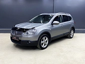 Nissan Qashqai, 2009г., передний привод, вариатор