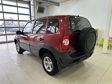 Chevrolet Niva, 2011г, полный привод, механика