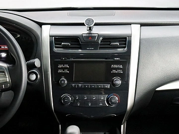 Nissan Altima, 2015г, передний привод, вариатор