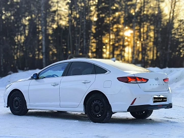 Hyundai Sonata, 2017г, передний привод, автомат