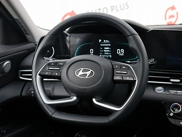 Hyundai Elantra, 2023г, передний привод, вариатор