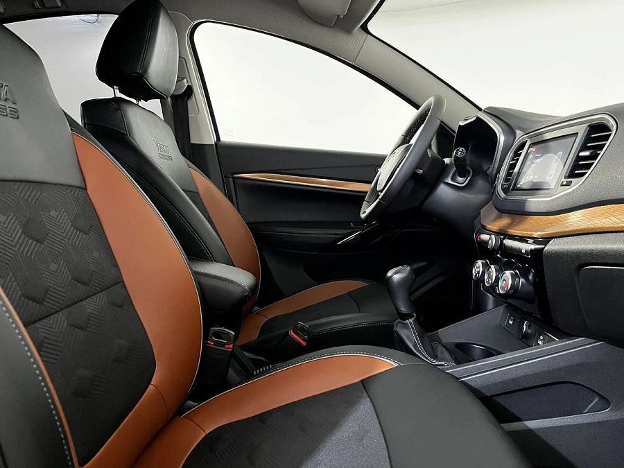 Lada (ВАЗ) Vesta, 2023г., передний привод, механика