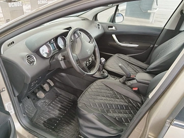 Peugeot 408, 2013г, передний привод, механика