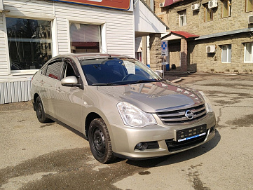 Nissan , 2015г., передний привод, механика