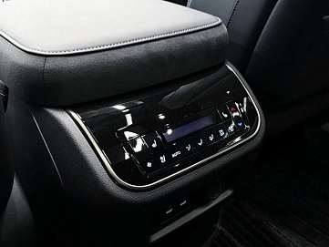 Infiniti QX80, 2025г, полный привод, автомат