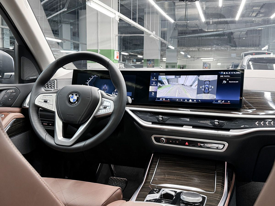 BMW X7, 2023г., полный привод, автомат