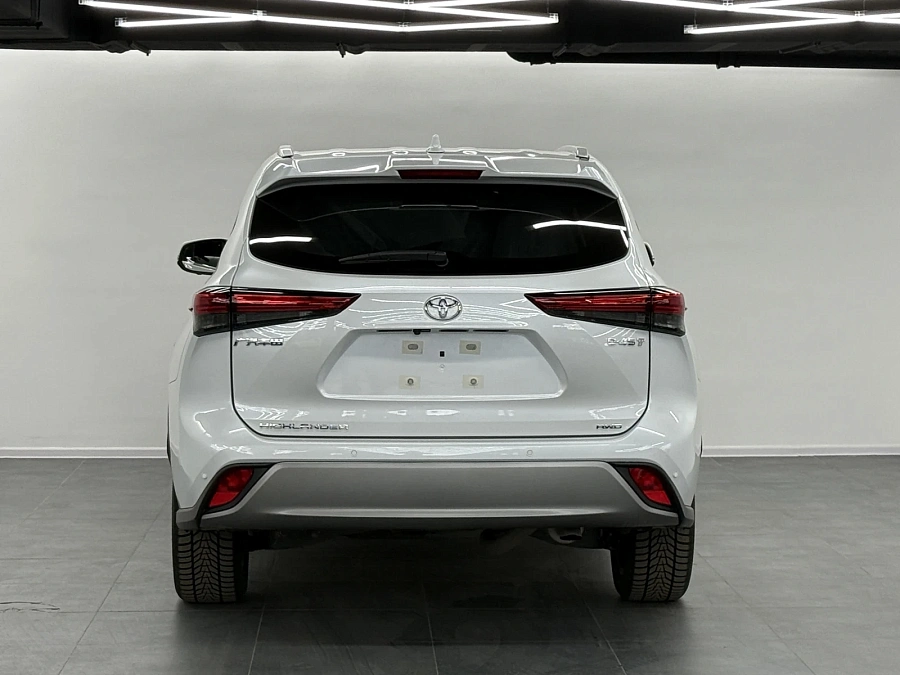 Toyota Highlander, 2026г., полный привод, автомат