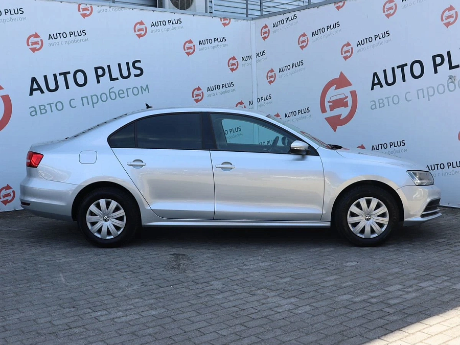 Volkswagen Jetta, 2015г., передний привод, механика